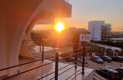 Rent of a comfortable furnished 2-room apartment, 56 m², Mamaia, Constanța, Romania